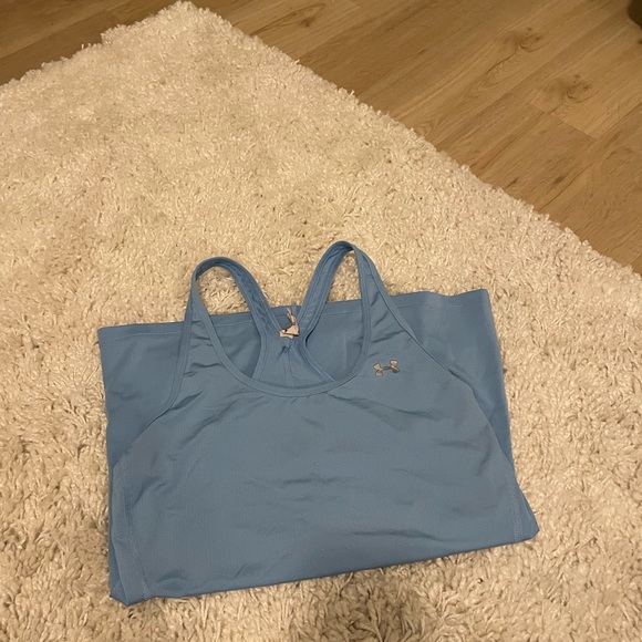 Under Armour tank - Picture 2 of 4